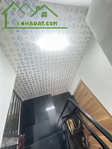 Nhà SHHC 4.4*11m/2lầu/4PN/3Toilet hẻm thông 39 Dạ Nam P2Q8 - 3
