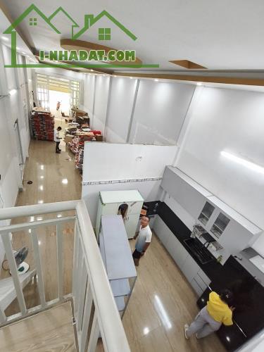 GẤP BÁN ĐI  NƯỚC NGOÀI ĐỊNH CƯ --CHỈ 40TR/M2--192M2--2 TẦNG --HXT - 2