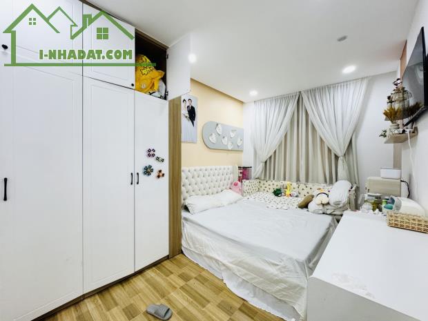 Bán Nhà Nguyễn Kiệm, 50m2, 2 tầng Full Nội thất, 4.8 tỷ TL 0964364745