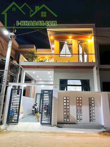 HOT... BUNG 12 LÔ F0 SHR CHỈ 1TY HƠN XÍU TRONG KDC GIÁP PHƯỜNG TÂN PHONG - 2