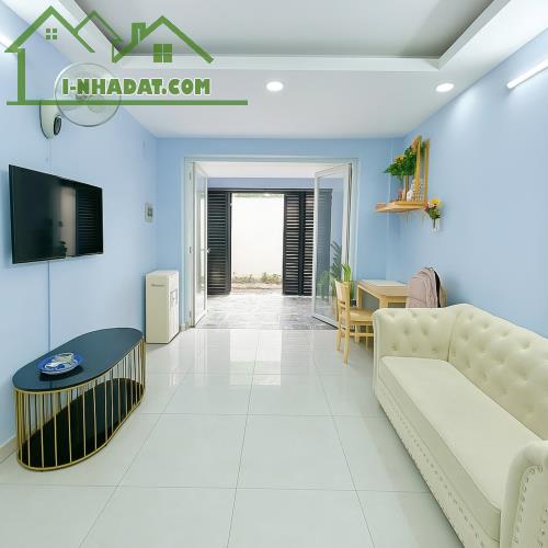 Thích hợp ở đông người hoặc làm CHDV, Hẻm xe hơi, 5 Tầng, 7Pn, Chỉ 5 Tỉ hơn - 1
