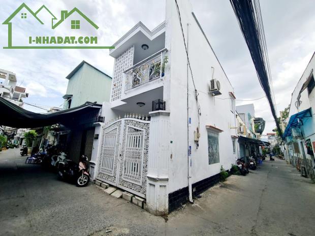BÁN NHÀ 2 TẦNG, 2 MẶT TIỀN, 45M² – HẺM XE HƠI – GẦN AEON MALL BÌNH TÂN – NHỈNH 3 TỶ