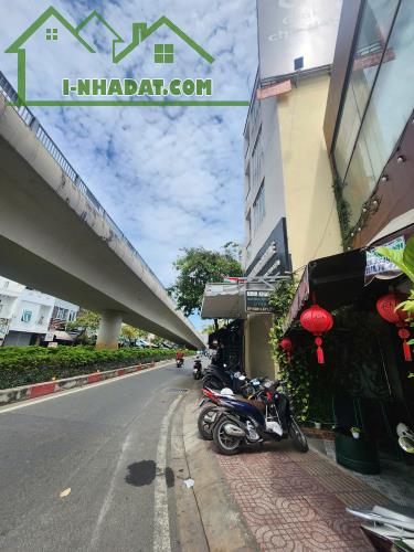 Cần bán nhà mặt tiền đường Ngô Tất Tố, P.22, Q. Bình Thạnh, 6x7m, giá 12 tỷ