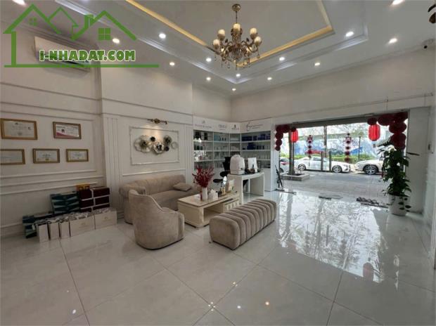 NP591 nhà phố đang cho thuê với dòng thu nhập cao, vị trí đông đúc thuận lợi KD TM