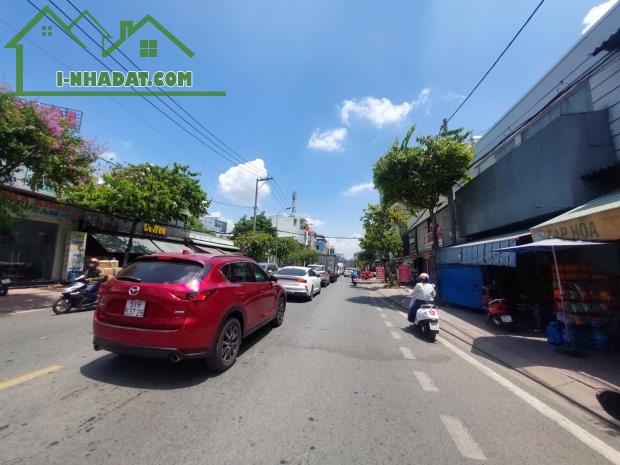 Chủ gấp bán nhà MTKD, 80m2, ngay đường 2 Trường Thọ, Thủ Đức.