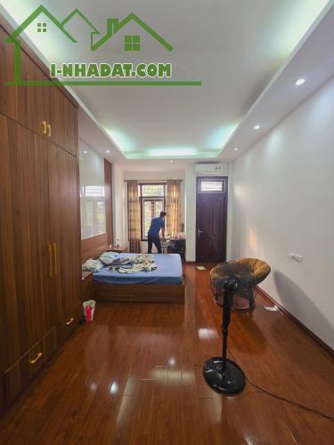 BÁN NHÀ NGUYỄN VĂN HUYÊN, Ô TÔ TRÁNH, KINH DOANH, THANG MÁY CHỜ, DT 66m x 5T, CHỈ 24.9TỶ - 1