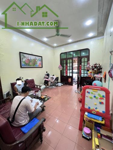 Bán Nhà Mặt Phố Quận Hoàn Kiếm 40m6T MT4m Vỉa Hè 6m 1 SỔ 1 CHỦ 43 Tỷ Lý Đạo Thành. - 2