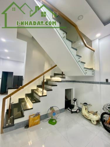 NHÀ 3 TẦNG ĐẸP LUNG LINH – GẦN MẶT TIỀN THẠNH XUÂN 14 – CẠNH PICITY HIGH PARK – CHỈ 2.95 T - 1