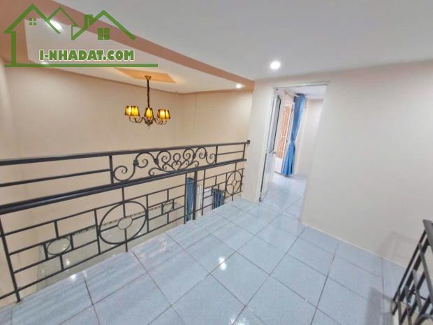 👍 TRUNG TÂM LINH CHIỂU   💥 Kế bên Đại học Ngân hàng   💰GIÁ CHỈ : 3.08 TỶ ( Thương lượng