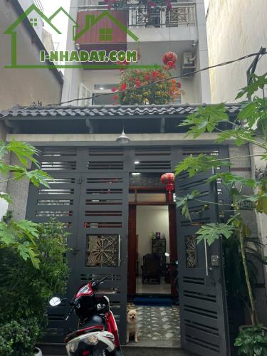 Bán Nhà HXH Mặt Tiền Đường Nguyễn Trãi, P. Nguyễn Cư Trinh, Q.1. Diện tích 4x25m, Giá 26