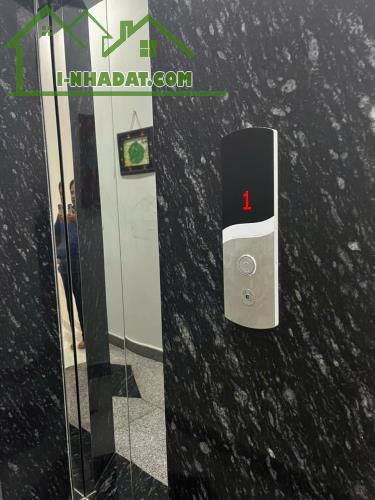 Bán Nhà HXH Mặt Tiền Đường Nguyễn Trãi, P. Nguyễn Cư Trinh, Q.1. Diện tích 4x25m, Giá 26 - 1