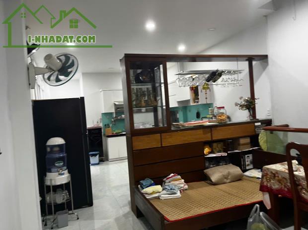 Bán Nhà HXH Mặt Tiền Đường Nguyễn Trãi, P. Nguyễn Cư Trinh, Q.1. Diện tích 4x25m, Giá 26 - 3