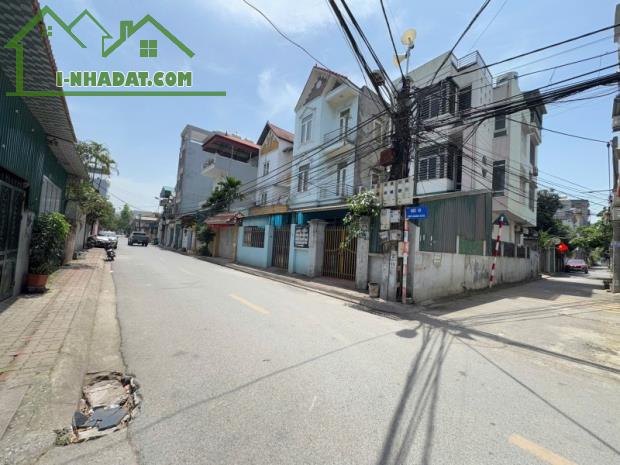 BÁN ĐẤT PHÂN LÔ GIANG BIÊN – 62M2 – MT 5.7M – Ô TÔ NGỦ TRONG ĐẤT – GIÁ 10.1 TỶ