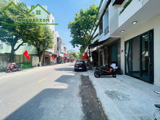BÁN NHÀ THỤY KHUÊ 52M2X4 TẦNG , 170TR/M2 , SIÊU HIẾM , MẶT NGÕ THÔNG - 8.8 tỷ