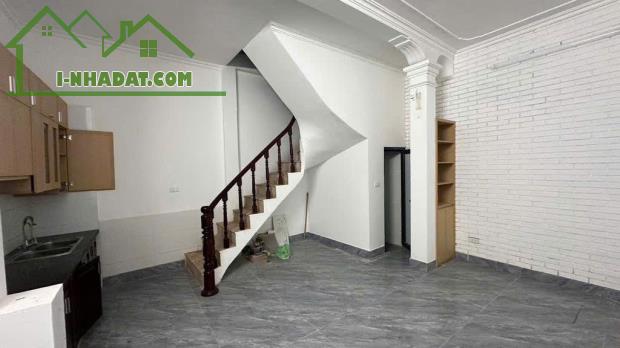 BÁN NHÀ THỤY KHUÊ 52M2X4 TẦNG , 170TR/M2 , SIÊU HIẾM , MẶT NGÕ THÔNG - 8.8 tỷ - 2