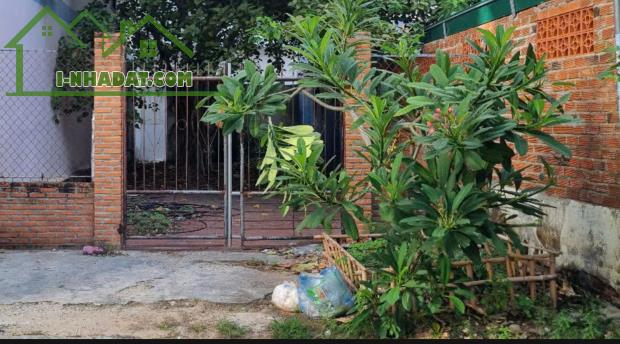 Bán 126m2 mặt tiền rộng 6m, Vĩnh hải, nha trang cách biển 180m, gần bãi tắm Hòn Chồng - 1