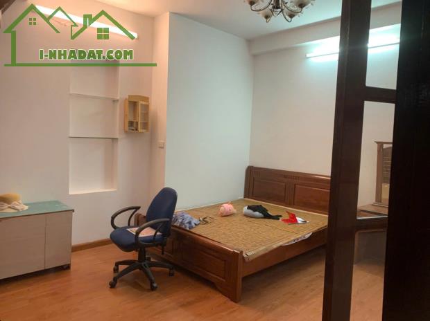 Cho thuê nhà nguyên căn ngõ 360 Xã Đàn, 50m2, 4 tầng, 4 ngủ, 13.5 Triệu KD online, ở gđ - 2