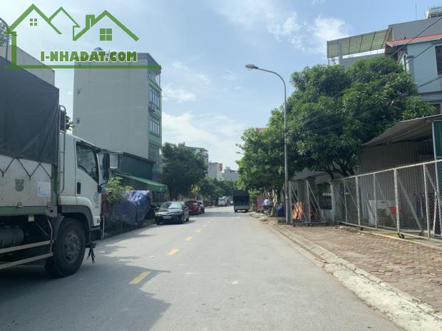 Bán lô góc 150m2 khu đô thị 31HA Trâu Quỳ, hàng hiếm, giá tương đối hấp dẫn