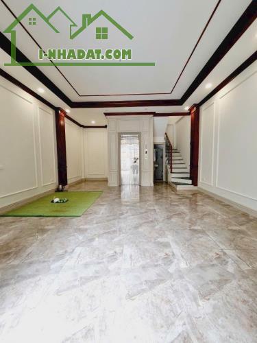 BÁN NHÀ ĐẸP THỤY PHƯƠNG – 5 TẦNG – Ô TÔ ĐỖ GẦN – CHỈ TỪ 6.35 TỶ