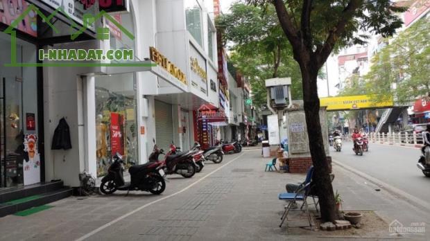 Cho thuê nhà Mặt Phố Thái Hà KD bất chấp 2 tầng x 55m2, thông sàn