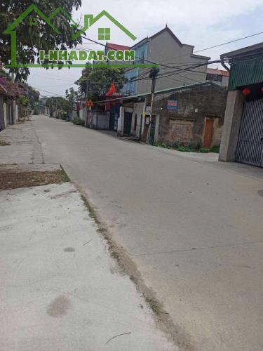 BÁN ĐẤT VIỆT HƯNG LONG BIÊN 72m2, MT Siêu rộng , đường trước nhà 5M - 10 tỷ có thương