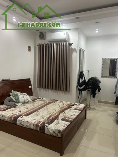 Bán nhà mặt tiền phường 11 Tân Bình, Nguyễn Bá Tòng, 5 tầng, giá 12.5 tỷ - 2