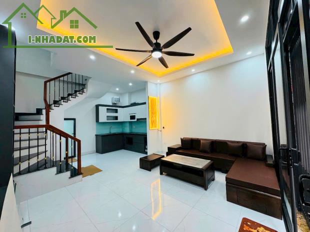 BÁN NHÀ TỐ HỮU HÀ ĐÔNG - MỚI ĐẸP - 02 MẶT THOÁNG - SỔ ĐỎ LÂU DÀI