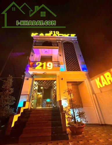 TÒA KARAOKE, LÔ GÓC, DT 285M²(11.8x25M), DÒNG TIỀN 80TR/THÁNG, LINH XUÂN, TP. THỦ ĐỨC