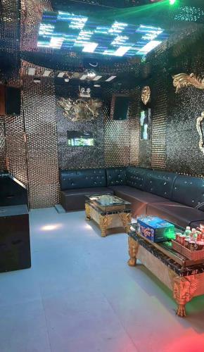 TÒA KARAOKE, LÔ GÓC, DT 285M²(11.8x25M), DÒNG TIỀN 80TR/THÁNG, LINH XUÂN, TP. THỦ ĐỨC - 2