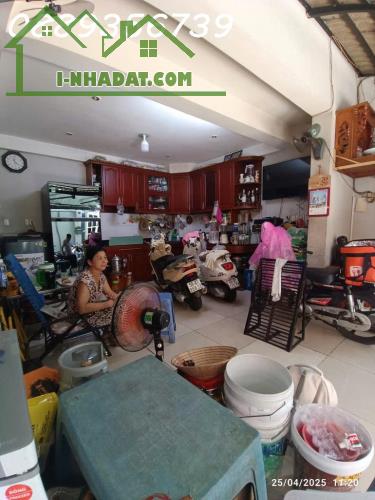 BÁN GẤP NHÀ TRUNG TÂM QUẬN 10 – ĐƯỜNG BA THÁNG HAI – GIÁ CHỈ 4.5 TỶ
