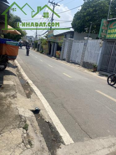 Gấp Bán 605M2 Đất Full Thổ, Ngang 20M, Đường Lã Xuân Oai-Long Trường. Thủ Đức
