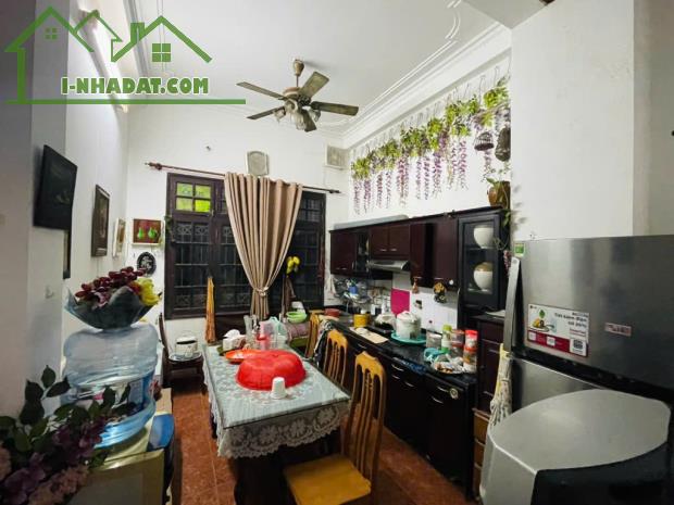 BÁN GẤP NHÀ NGỌC HỒI HOÀNG MAI 2 MẶT THOÁNG TRƯỚC SAU 56M GIÁ NHỈNH 8 TỶ - 3