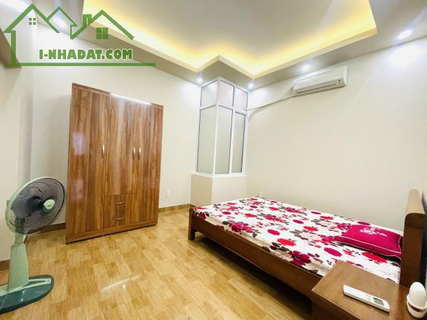 Cho thuê nhà Văn Cao, 4 phòng ngủ full đồ, DT: 55m2. - 5