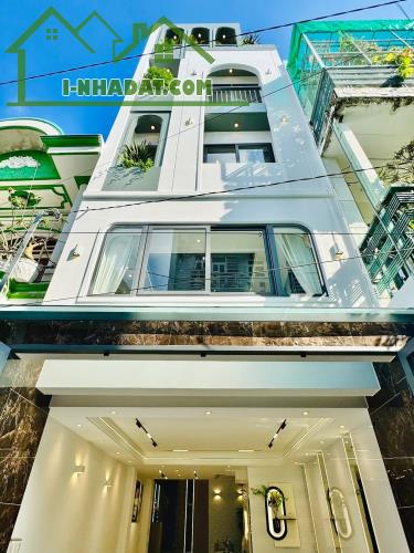 SIÊU PHẨM NHÀ PHỐ CAO CẤP XE HƠI NGỦ TRONG NHÀ, DT 56M2 3 LẦU 3TỶ8 THỦ ĐỨC