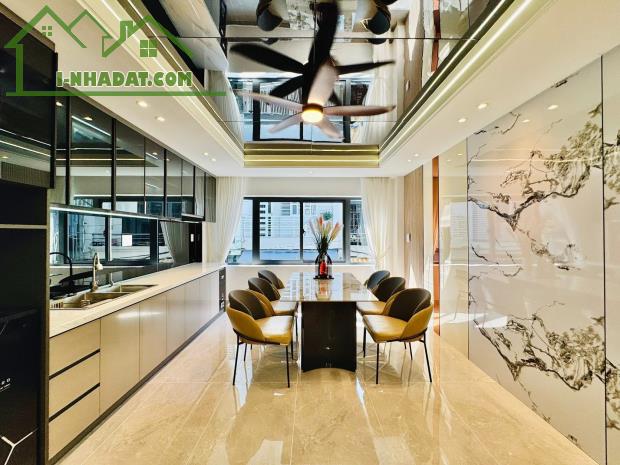 SIÊU PHẨM NHÀ PHỐ CAO CẤP XE HƠI NGỦ TRONG NHÀ, DT 56M2 3 LẦU 3TỶ8 THỦ ĐỨC - 2