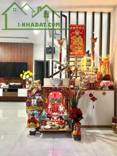 [HOT] Mặt Tiền Kinh Doanh 2 Tầng Siêu Đẹp, Gần Chợ Thủ Đức, DT 80m² - Khu Vực Sầm Uất Chỉ - 2