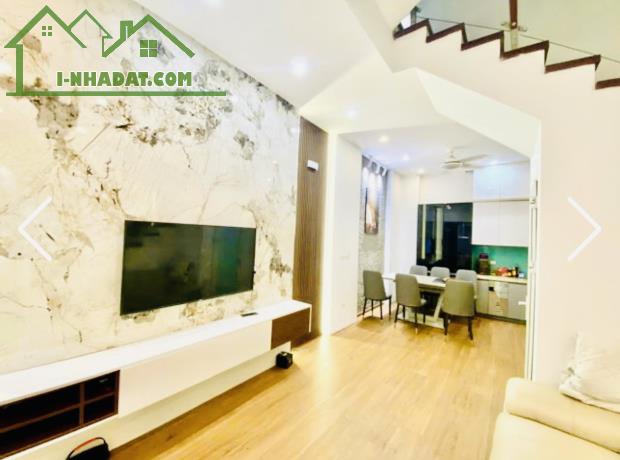 NÓNG HỔI!!!BÁN NHÀ TT MỄ TRÌ-41M-5T-6P.NGỦ-FULL NỘI THẤT-Ô TÔ ĐỖ CỔNG-CHỈ HƠN 8 TỶ - 1