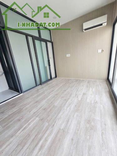 Nhà góc mới 3 tầng sát đường Nguyễn Duy P12Q8. Giá: 3.6 tỷ TL - 2