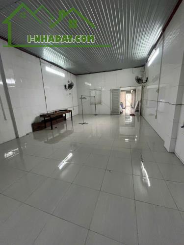 Bán nhà mặt tiền QL1A gần Bệnh Viện Thánh Tâm, Biên Hòa, 150m2, giá rẻ chỉ 9 tỷ 200. - 3