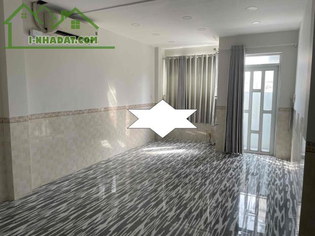 Cho thuê nhà mặt tiền Hòa Bình 72m², 3 Lầu - NGAY CHỢ-SIÊU THỊ - 2