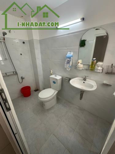 Nhà bán gấp sang mỹ định cư tặng luôn nội thất   1.290 tỷ - 4