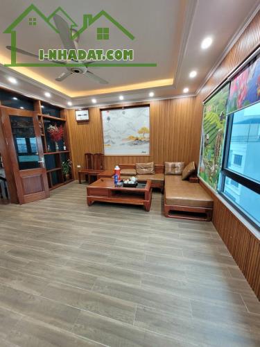 🏢 NHÀ ĐẸP – CÓ THANG MÁY – Ô TÔ VÀO NHÀ