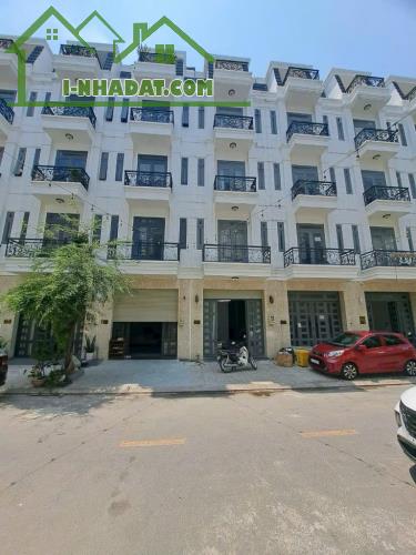 💝NHÀ 5 TẦNG Ô TÔ ngủ trong nhà,hẻm 8m khu phân lô đường THẠNH LỘC 44, phường THẠNH LỘC Q1
