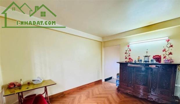 Bán nhà Đà Nẵng, Vạn Mỹ, Ngô Quyền, Hải Phòng. 4,5 tầng, 40m2, 3,25 tỷ. Ngang 3,6m, d2n - 4
