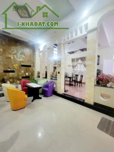 Bán căn biệt thự gần đường Nguyễn Hữu Thọ, Q.Cẩm Lệ, TP. Đà Nẵng