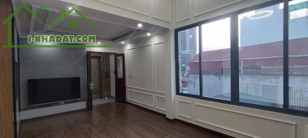 MẶT NGÕ NGUYỄN VĂN HUYÊN - 20M RA PHỐ - ÔTÔ VÀO NHÀ - GIÁ 19 TỶ - 3