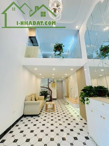 NHÀ ĐẸP KHÂM THIÊN - NGÕ RỘNG THOÁNG 3 GÁC PHI - GIÁ 6 TỶ