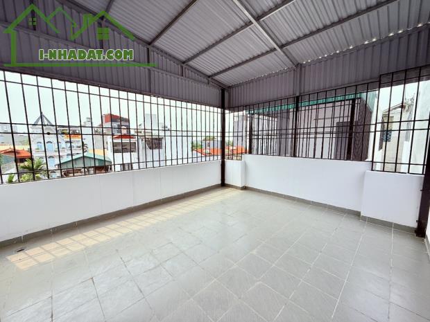 Bán Nhà Ngõ 206 Cổ Linh, Long Biên 33m2, 5T chỉ 5 tỷ (cách ô tô đỗ 25m) - 3