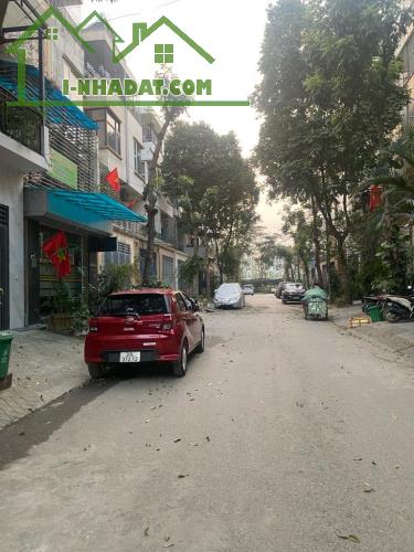 BÁN LIỀN KỀ KĐT VĂN PHÚ, PHÂN LÔ Ô TÔ, KINH DOANH MỌI MẶT HÀNG, DT: 80M2, GIÁ 15,3 TỶ