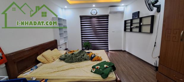 Bán Nhà Ngõ 95 Việt Hưng, Long Biên 33m2, 5T chỉ 5,7 tỷ (cách ô tô đỗ 30m) - 2